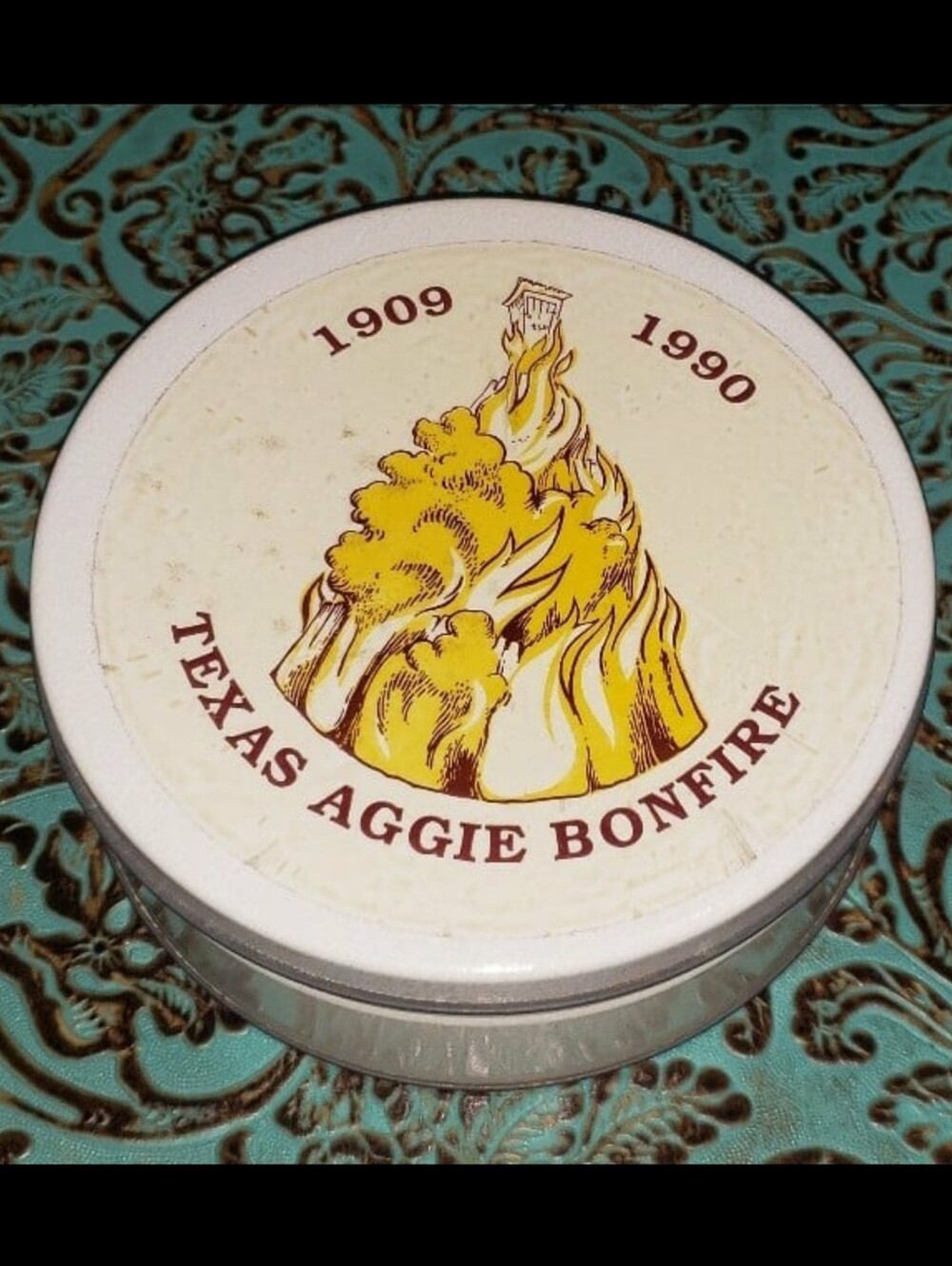 Vintage Texas A&M Commemorative Tin 1909-1990 Aggie Bonfire